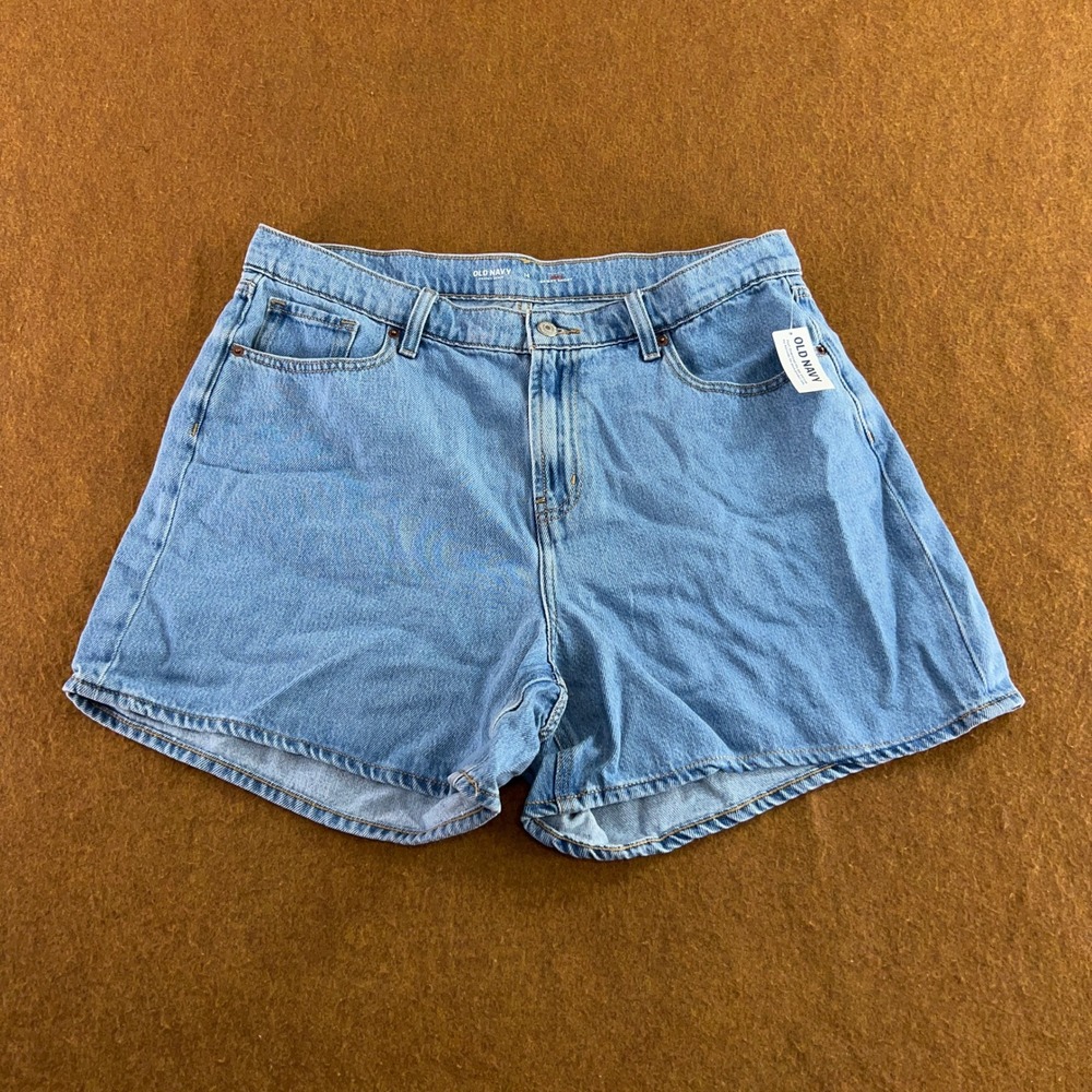 Old Navy Womens 14 Blue Light Wash High Waisted Denim Shorts NWT